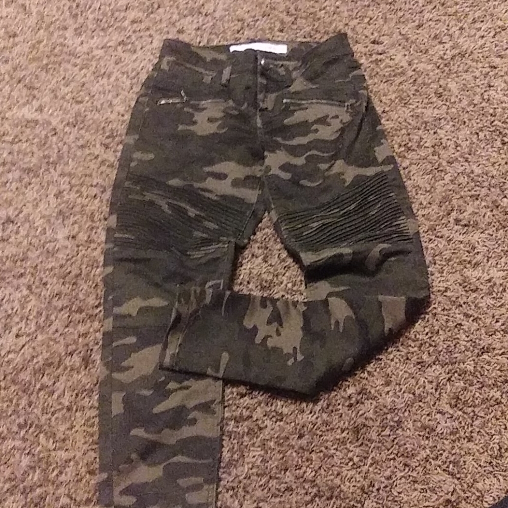 skinny jeans